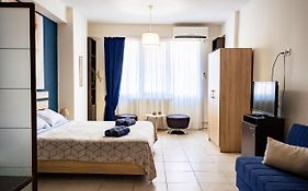 Parasiou Studios 107 Διαμερίσματα Στο Κέντρο Της Πόλης